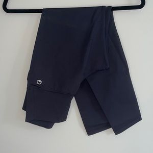 Liquido Active Black 3/4 Leggings